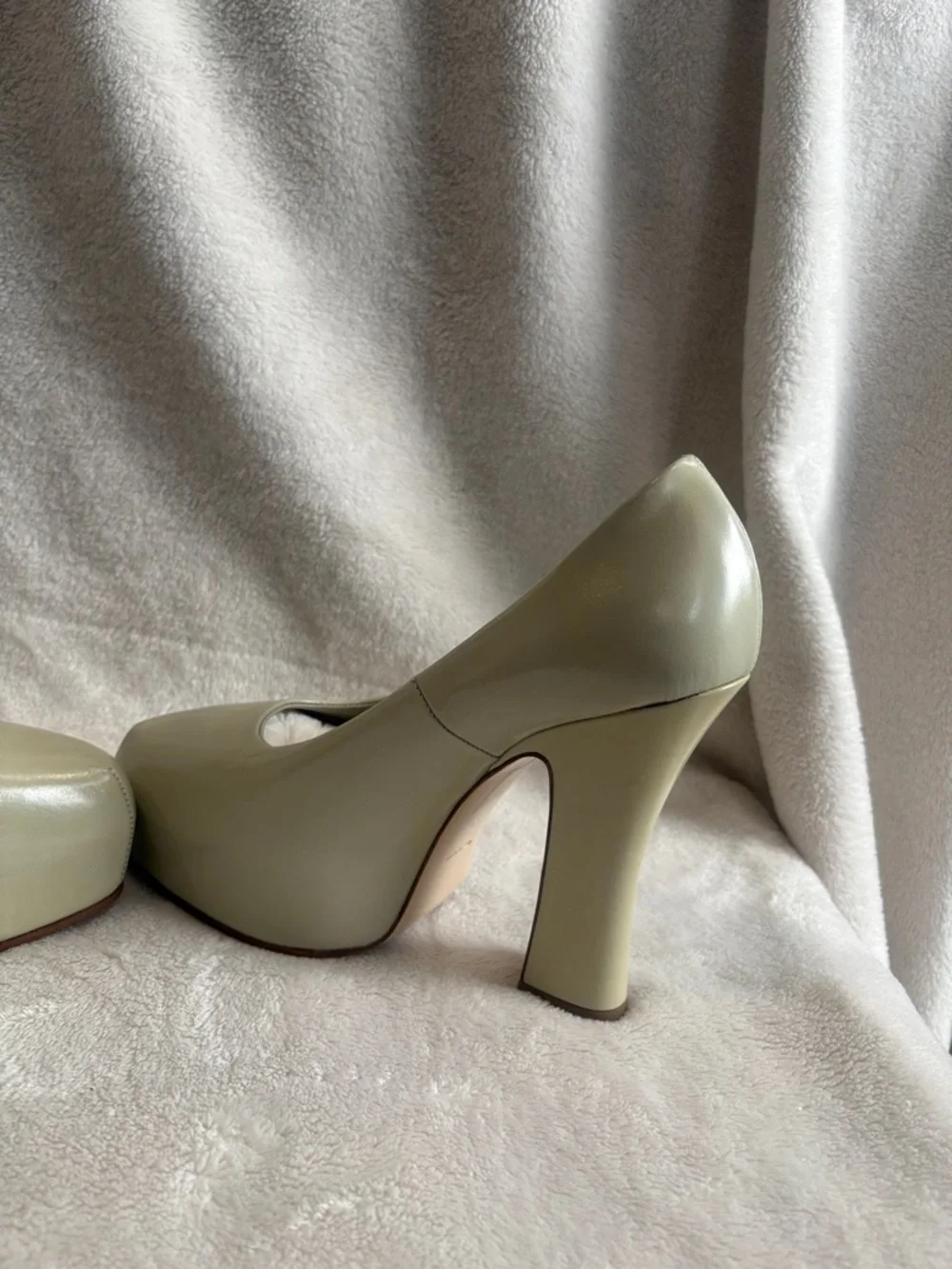 Burberry Women's Sage Green Platform Pumps - Picture 9 of 14